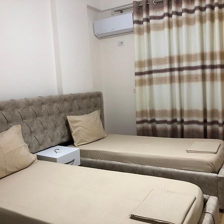 Drini Apartments Permet Bagian luar foto
