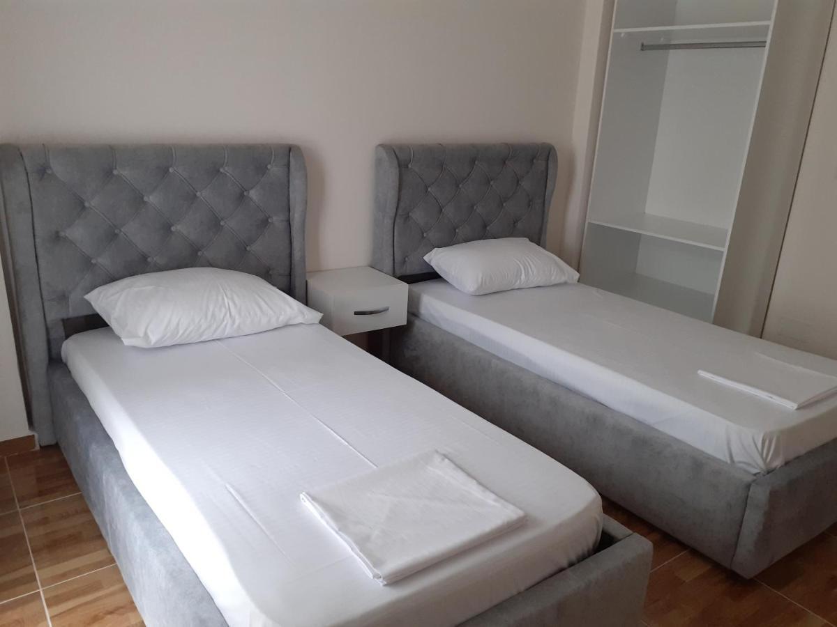 Drini Apartments Permet Bagian luar foto