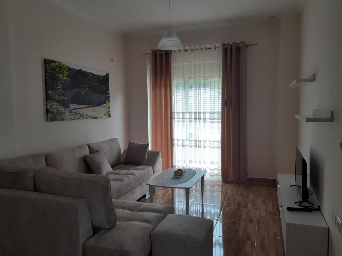 Drini Apartments Permet Bagian luar foto